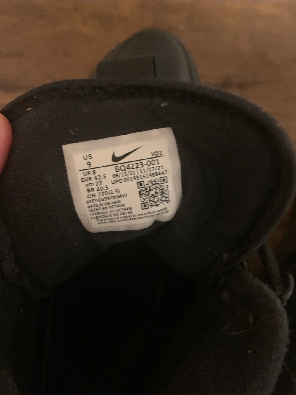 Nike Men's Black High-Top Athletic Sneakers - Picture 5 of 5